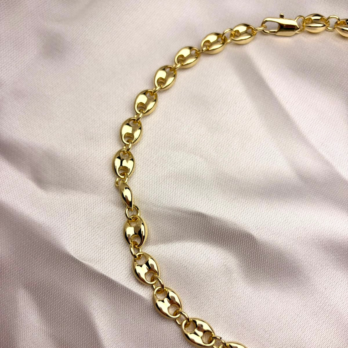 Cadena tipo Gucci laminado 14K